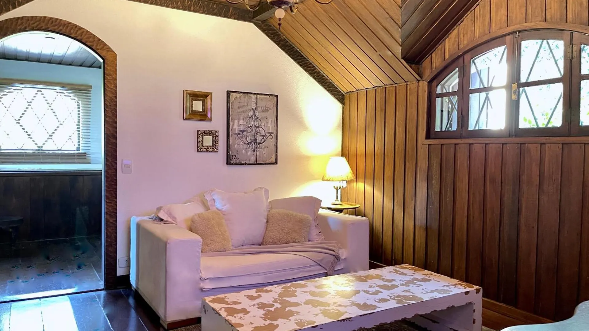 Alma Hotel Campos do Jordao 5*,